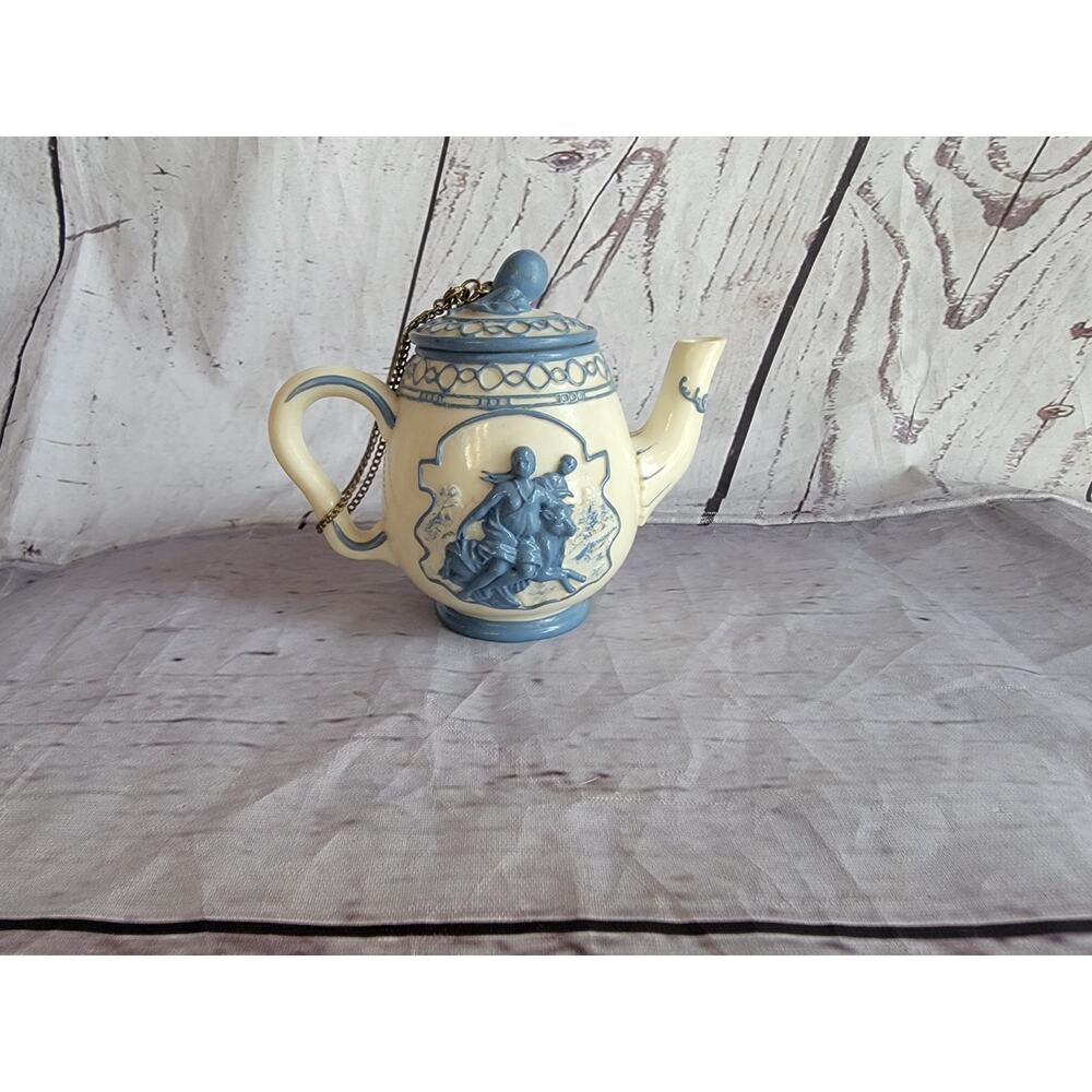 Vintage Nini Hand Painted Miniature Teapot Lid attached with Gold tone Chain 3D